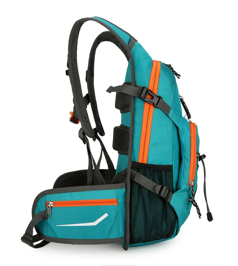 Sac de Randonnée 25L Léger Compatible Poche à Eau et Bande Réfléchissante - RidgeLite 25
