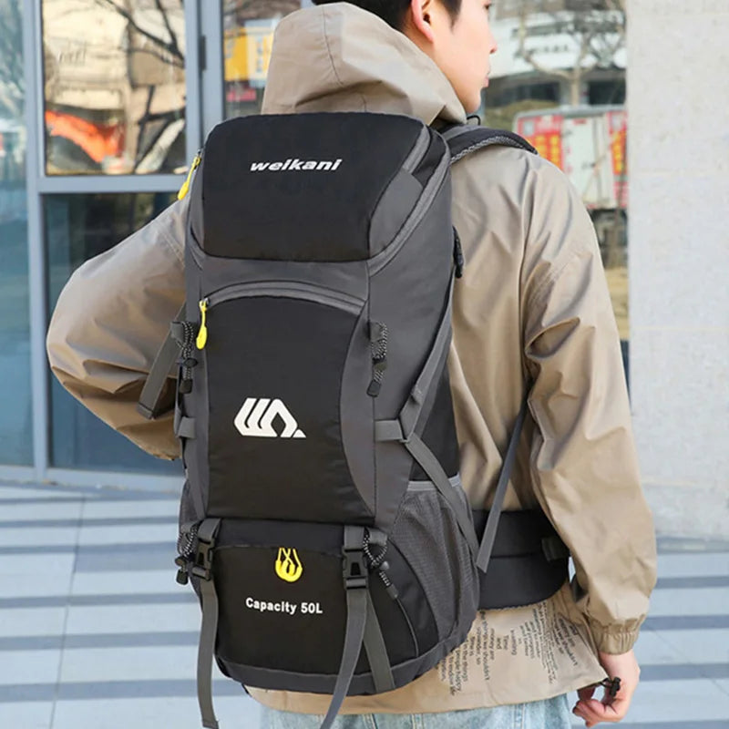 Sac De Randonnée 50L Léger – Dos Ventilé, Nylon Déperlant & Portage Confort - TrekShell 50