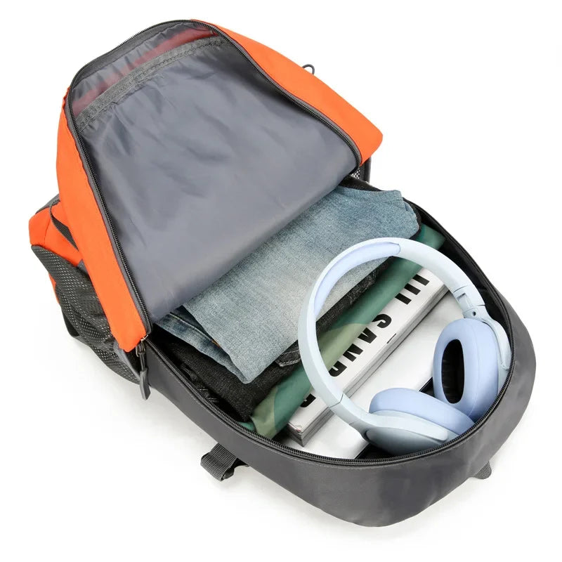 Sac de randonnée Imperméable Déperlant Léger, Confortable et Pratique 35L - StormLite 35