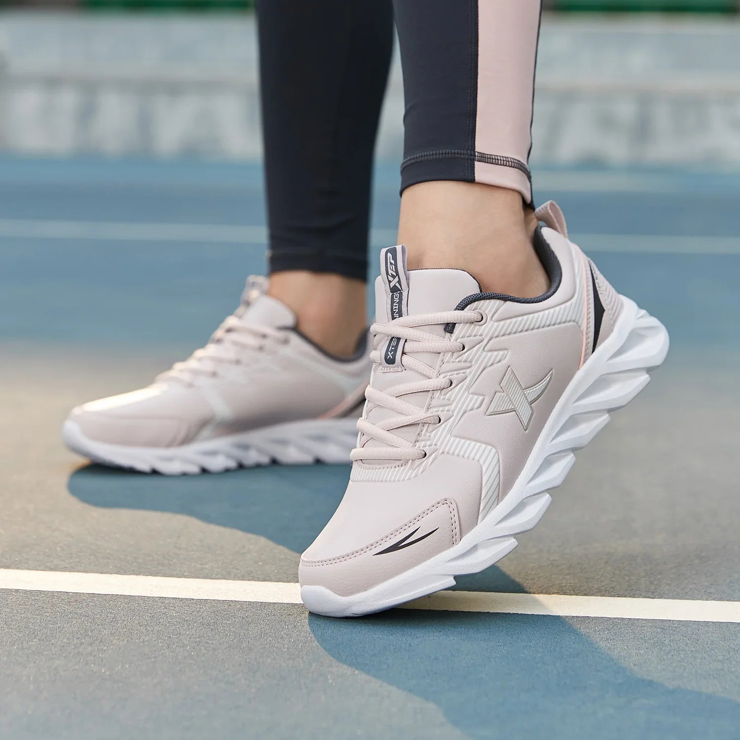 Chaussures Randonnée Femme Légères et Design - Xstep Aéro