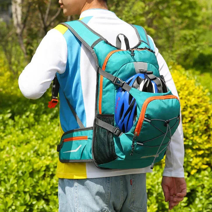 Sac de Randonnée 25L Léger Compatible Poche à Eau et Bande Réfléchissante - RidgeLite 25