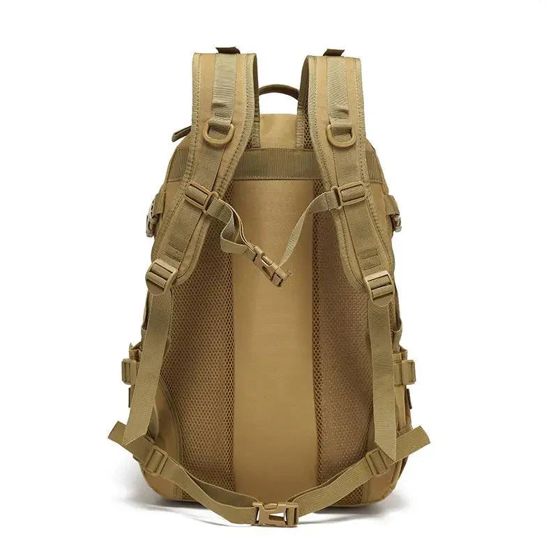 Sac de Randonnée 40L Déperlant - avec Attaches MOLLE & Bande Réfléchissante - TrailGuard 40